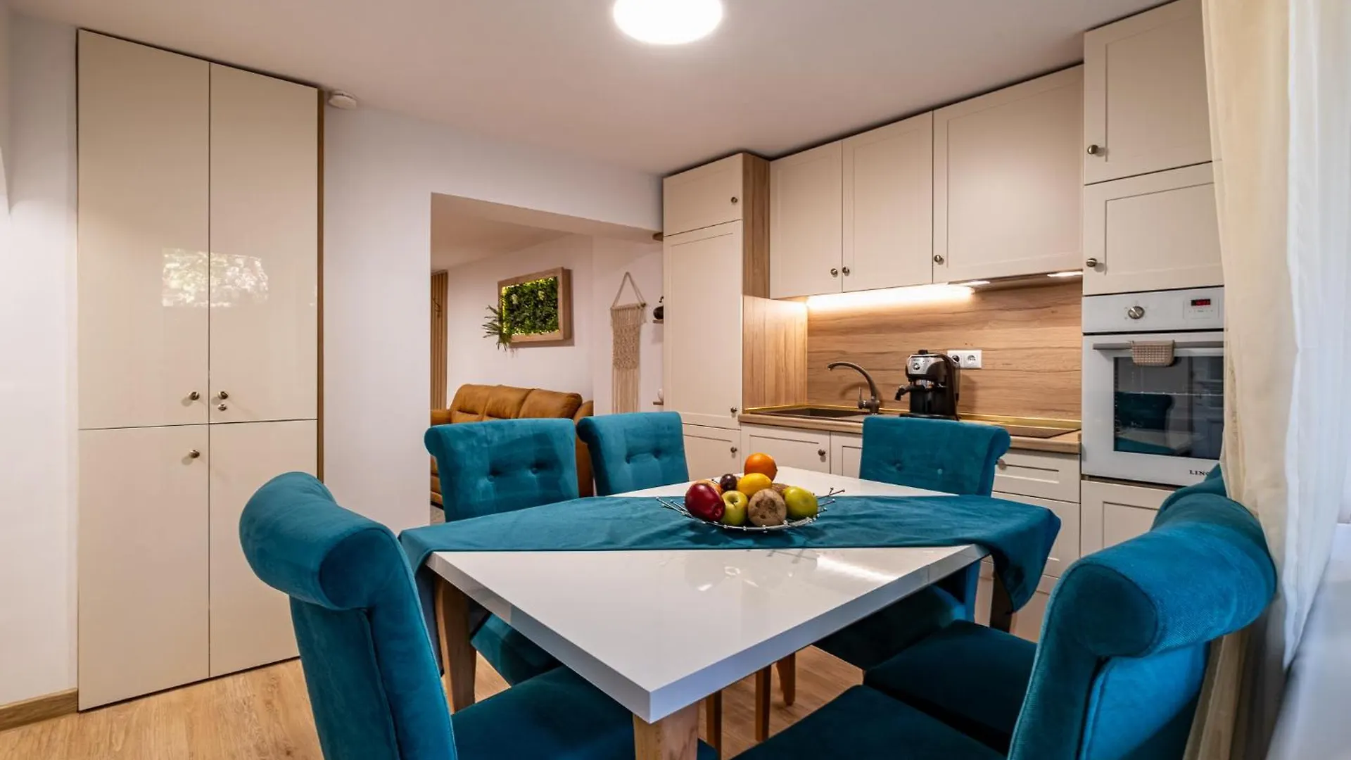 Angel Home 2Bdrm Modern Apartment Varna Bulgaria
